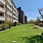 Greypearl - Ruhig Gelegen Mit Terrasse - Strandnaehe - Parkplatz - Wlan Büsum