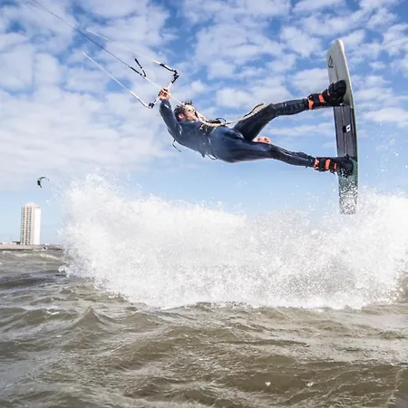 Greypearl - Ruhig Gelegen Mit Terrasse - Strandnaehe - Parkplatz - Wlan