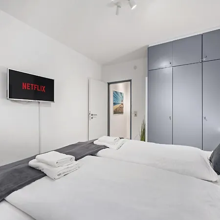 Greypearl - Ruhig Gelegen Mit Terrasse - Strandnaehe - Parkplatz - Wlan Büsum